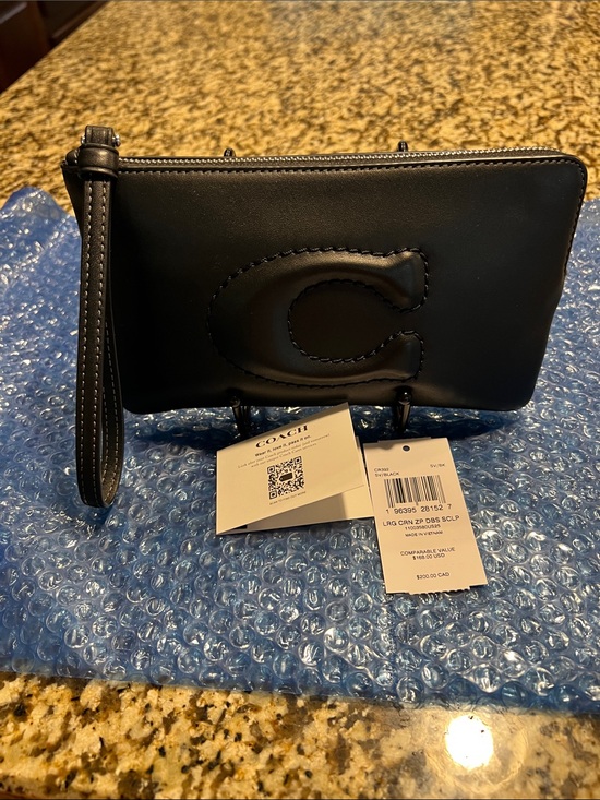 Coach Handbags - Coach Black Leather C Logo Wristlet